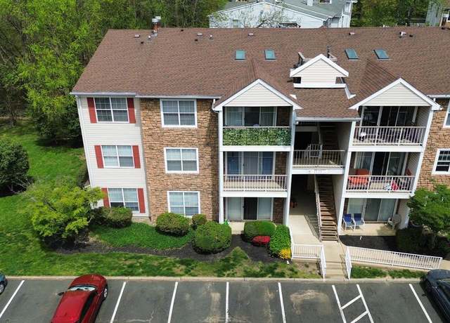 Property at 20 Holly Ct, Hamilton, NJ 08619, 2 beds, 2 baths