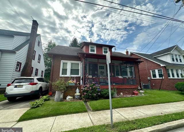 Property at 27 Penn St, Penns Grove, NJ 08069, 3 beds, 2 baths
