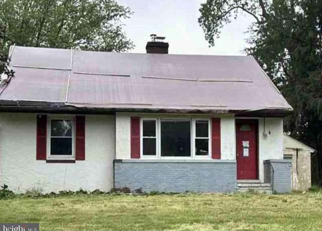 Property at 145 Glencrest Rd, Coatesville, PA 19320, 3 beds, 1 bath