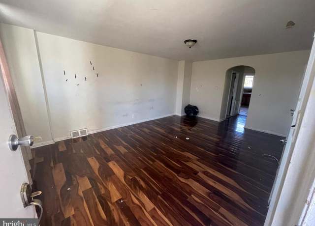 Property at 6222 Algon Ave, Philadelphia, PA 19111, 3 beds, 2 baths