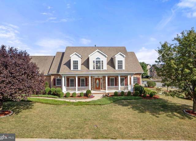 Property at 100 Cabernet Ct, Stephens City, VA 22655, 3 beds, 3.5 baths