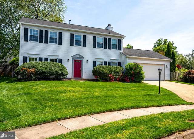 Property at 14523 William Carr Ln, Centreville, VA 20120, 4 beds, 2.5 baths