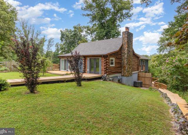 Property at 112 England Run Ln, Fredericksburg, VA 22406, 4 beds, 3 baths