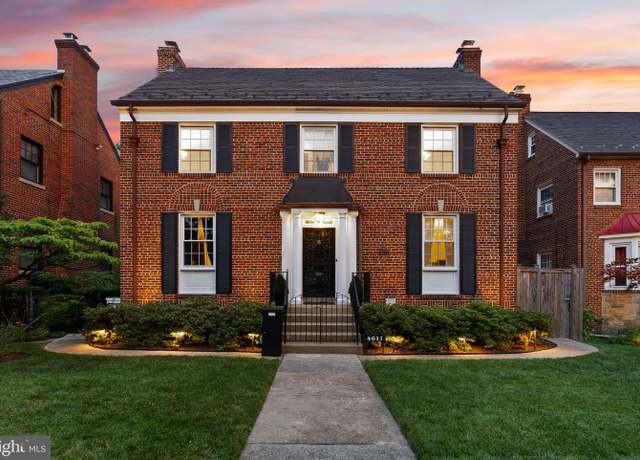 Property at 4611 16th St NW, Washington, DC 20011, 5 beds, 3.5 baths