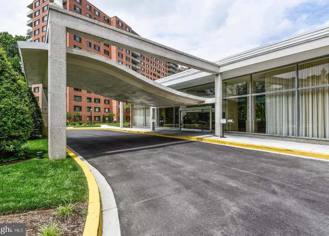 Property at 4201 Cathedral Ave NW Unit 1411E, Washington, DC 20016, 1 bath
