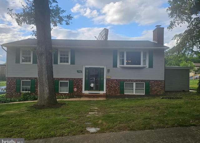 Property at 308 W 11th Ave, Baltimore, MD 21225, 4 beds, 3 baths