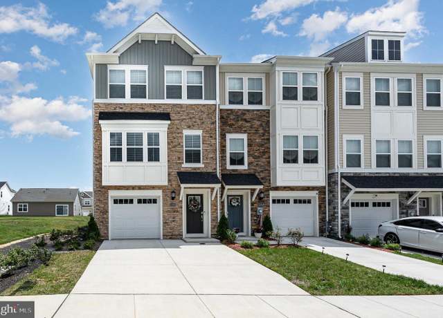 Property at 11056 Corvin Pl, White Plains, MD 20695, 3 beds, 3 baths