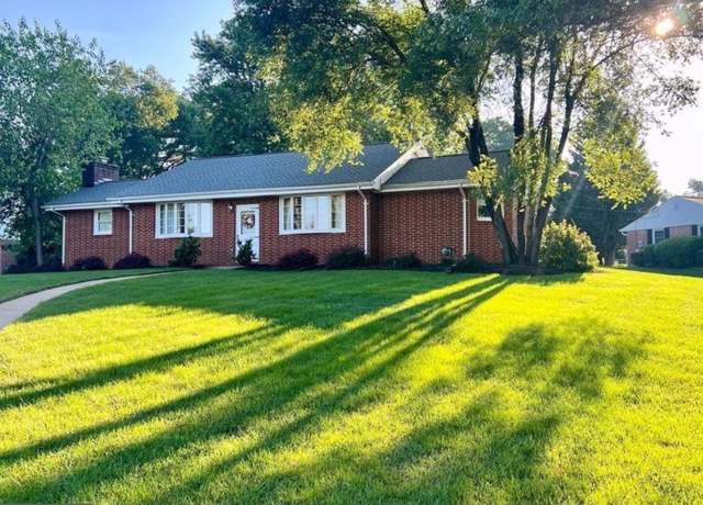 Property at 3422 Jay Dr, Ellicott City, MD 21042, 3 beds, 2 baths