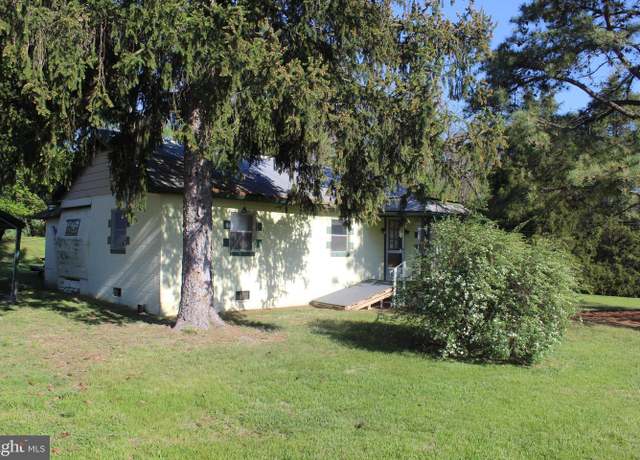 Property at 5318 Mount Briar Rd, Keedysville, MD 21756, 2 beds