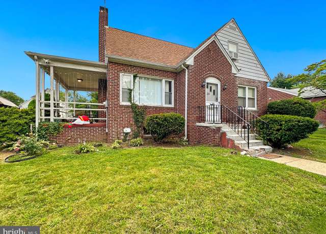 Property at 133 Cedar Ave, Oaklyn, NJ 08107, 3 beds, 3 baths