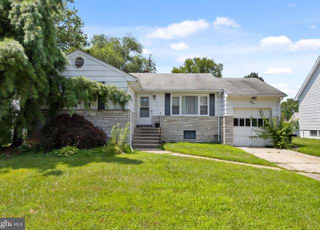 Property at 49 Goldey Ave, Hamilton, NJ 08610, 3 beds, 1.5 baths