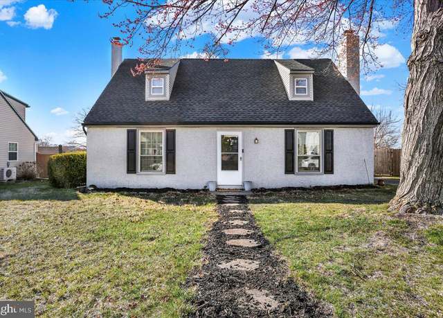 Property at 735 Tamarack, Reading, PA 19607, 4 beds, 2 baths