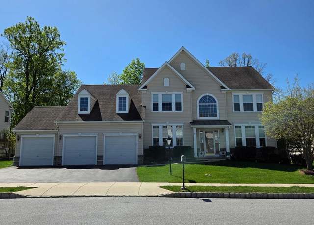 Property at 3212 Silbury Hl, Downingtown, PA 19335, 4 beds, 2.5 baths