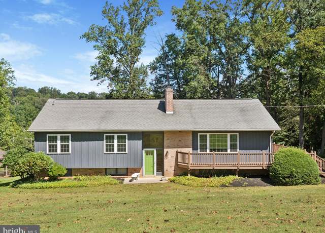 Property at 103 Morris Rd, Coatesville, PA 19320, 4 beds, 2.5 baths