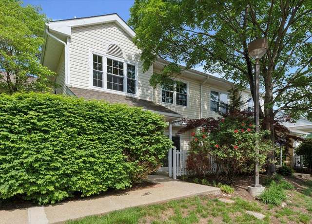 Property at 5 Ashley Ct, Glen Mills, PA 19342, 2 beds, 2.5 baths