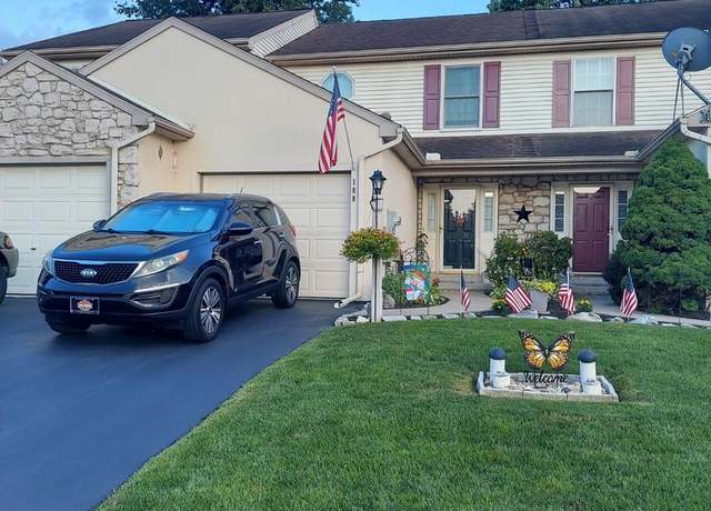 Property at 108 Moorland Ct, Lititz, PA 17543, 2 beds, 1.5 baths