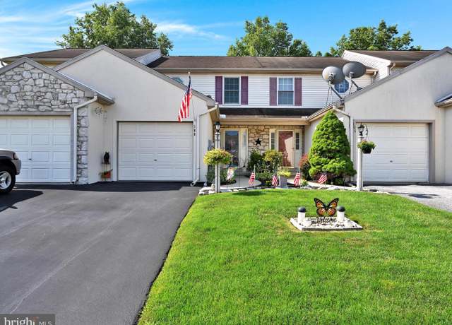 Property at 108 Moorland Ct, Lititz, PA 17543, 2 beds, 1.5 baths