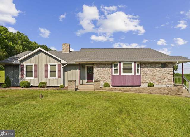 Property at 4661 Hillside Rd, Coplay, PA 18037, 4 beds, 2 baths