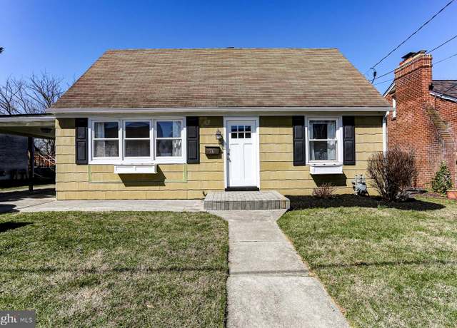 Property at 36 Brewster St, Hanover, PA 17331, 4 beds, 1 bath
