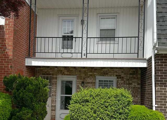 Property at 737 Hardwick Pl, York, PA 17404, 2 beds, 1 bath