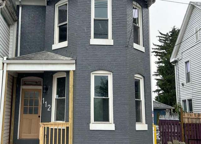 Property at 112 Locust St, Hanover, PA 17331, 3 beds, 1 bath