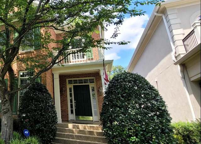 Property at 10095 Mccarty Crest Ct, Fairfax, VA 22030, 4 beds, 3.5 baths