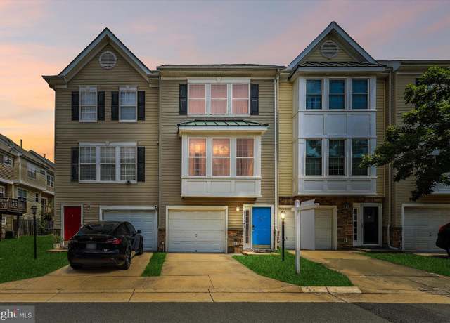 Property at 23151 Blackthorn Sq, Sterling, VA 20166, 3 beds, 3 baths