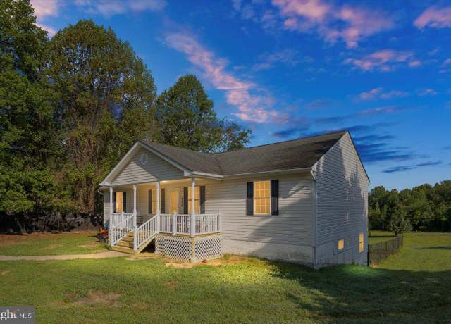 Property at 869 Kellogg Mill Rd, Fredericksburg, VA 22406, 4 beds, 3 baths