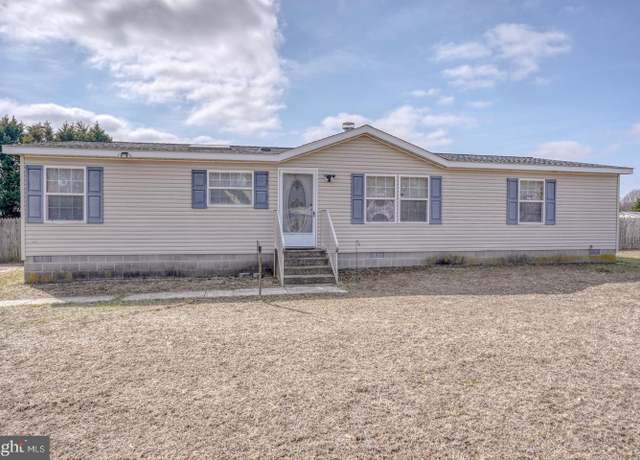 Property at 511 Pleasant Pine Cir, Harrington, DE 19952, 3 beds, 2.5 baths