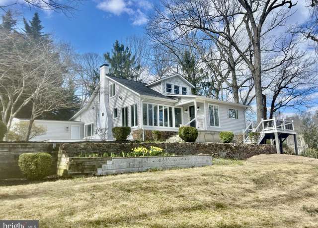 Property at 616 Lakeland Rd S, Severna Park, MD 21146, 4 beds, 3.5 baths