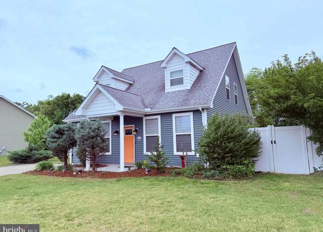 Property at 123 Briarwood Cir, Denton, MD 21629, 3 beds, 2.5 baths