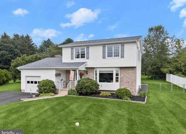 Property at 2419 Plainhurst Way, Reisterstown, MD 21136, 3 beds, 2.5 baths