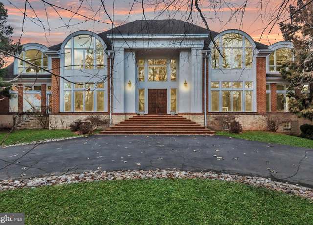Property at 11501 Riverview Rd, Fort Washington, MD 20744, 9 beds, 8 baths