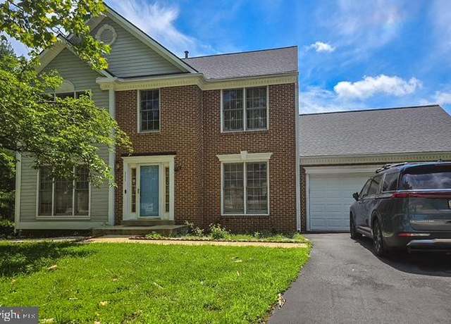 Property at 315 Johnsberg Ln, Bowie, MD 20721, 3 beds, 3.5 baths