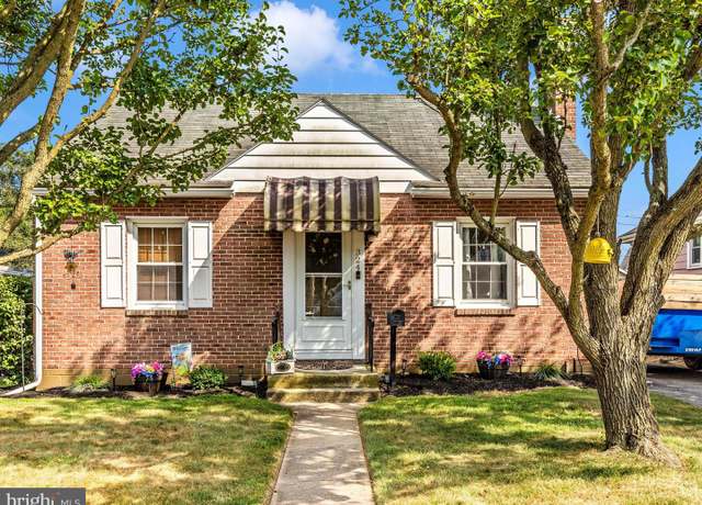 Property at 324 Avon Rd, Hagerstown, MD 21740, 3 beds, 1 bath