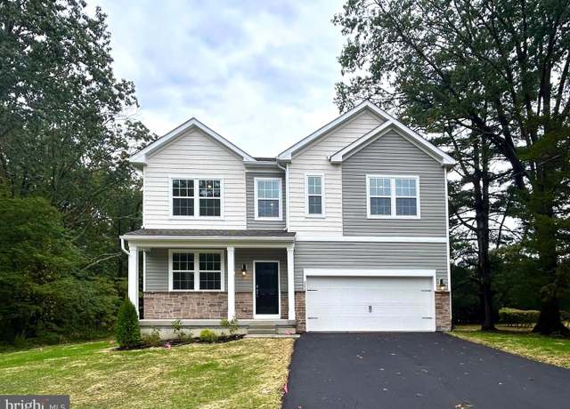 Property at 242 Lincoln St, Hammonton, NJ 08037, 4 beds, 2.5 baths