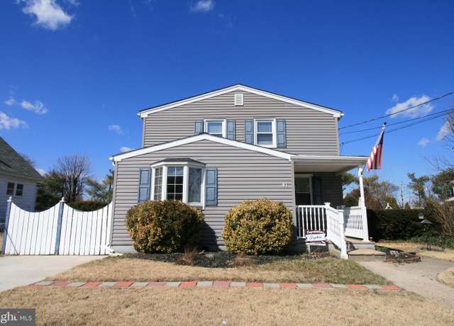 Property at 41 Morris, Burlington, NJ 08016, 3 beds, 2 baths