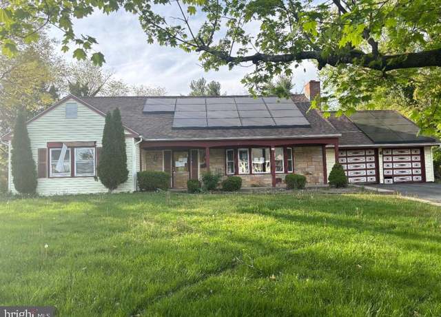 Property at 22 Trebing Ct, Willingboro, NJ 08046, 4 beds, 3.5 baths