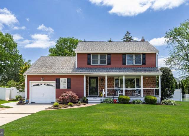 Property at 4 Sequoia Dr, Cinnaminson, NJ 08077, 4 beds, 2.5 baths