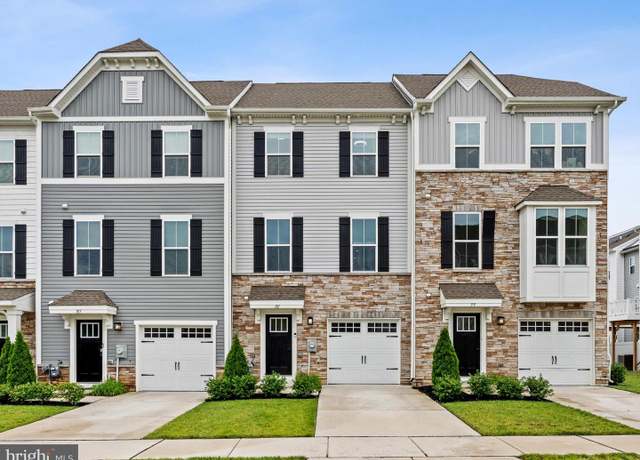 Property at 101 Hamilton Ct, Pennsauken, NJ 08110, 3 beds, 2.5 baths