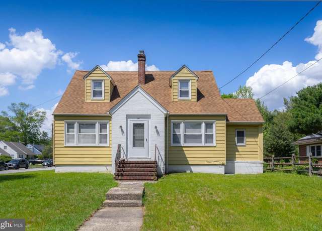 Property at 161 East Ave, Woodstown, NJ 08098, 3 beds, 1.5 baths