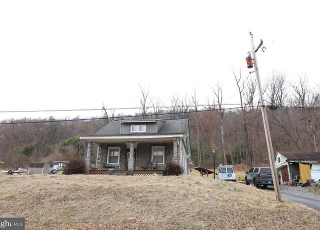 Property at 138 Seyfert Dr, Birdsboro, PA 19508, 3 beds, 2 baths