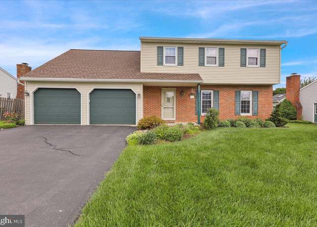 Property at 2009 Cypress Ln, Reading, PA 19610, 4 beds, 2.5 baths