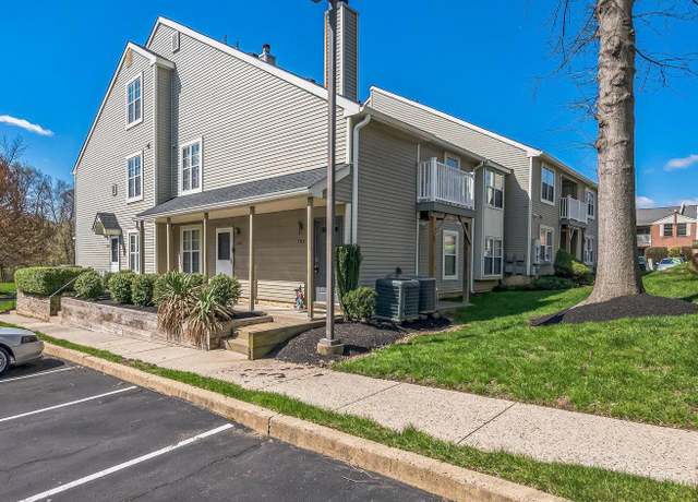 Property at 704 E Parker St Unit C1, Langhorne, PA 19047, 2 beds, 1 bath