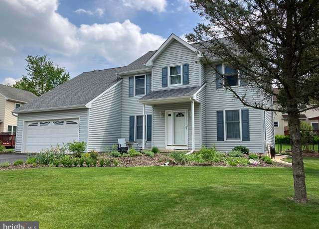 Property at 502 Summercroft Dr, Exton, PA 19341, 4 beds, 2.5 baths