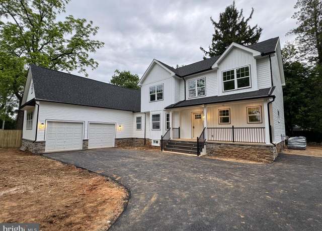 Property at 1 Glenwood Cir, Media, PA 19063, 6 beds, 3.5 baths
