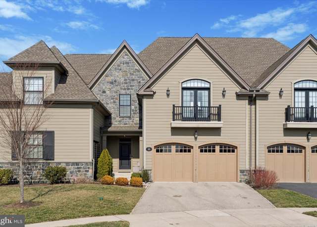 Property at 104 Linden Ct, Flourtown, PA 19031, 3 beds, 3.5 baths