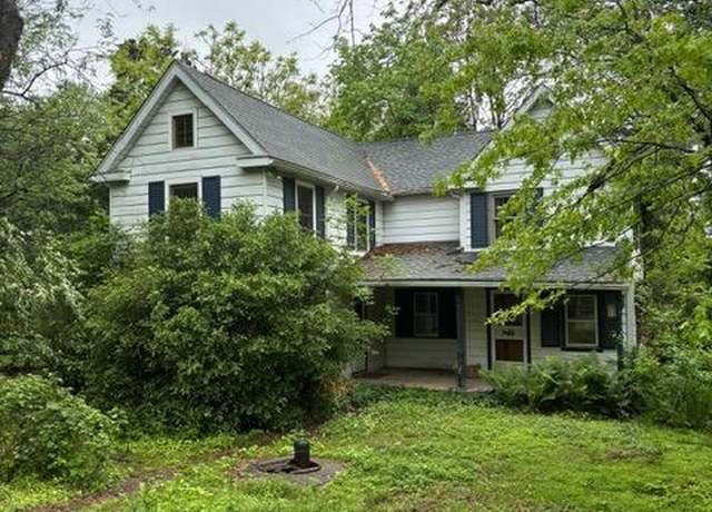 Property at 301 Rittenhouse Rd, Royersford, PA 19468, 4 beds, 2 baths