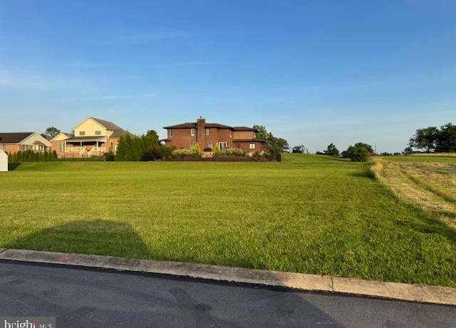 Property at 2317 Palomino Rd, Dover, PA 17315