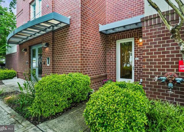Property at 1811 14th St N Unit C104, Arlington, VA 22209, 2 beds, 2.5 baths